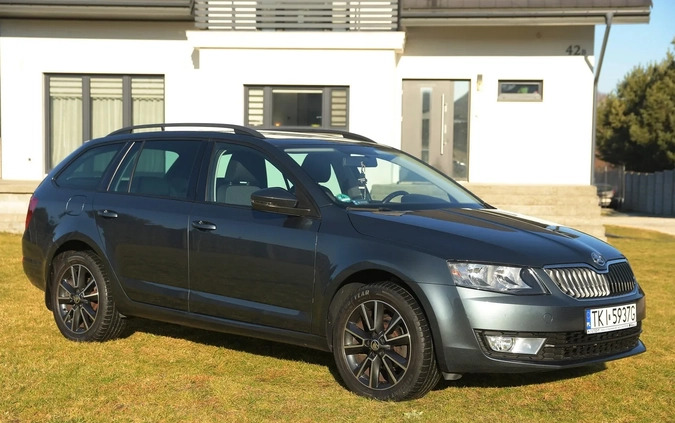 Skoda Octavia cena 43900 przebieg: 260000, rok produkcji 2016 z Ostróda małe 497